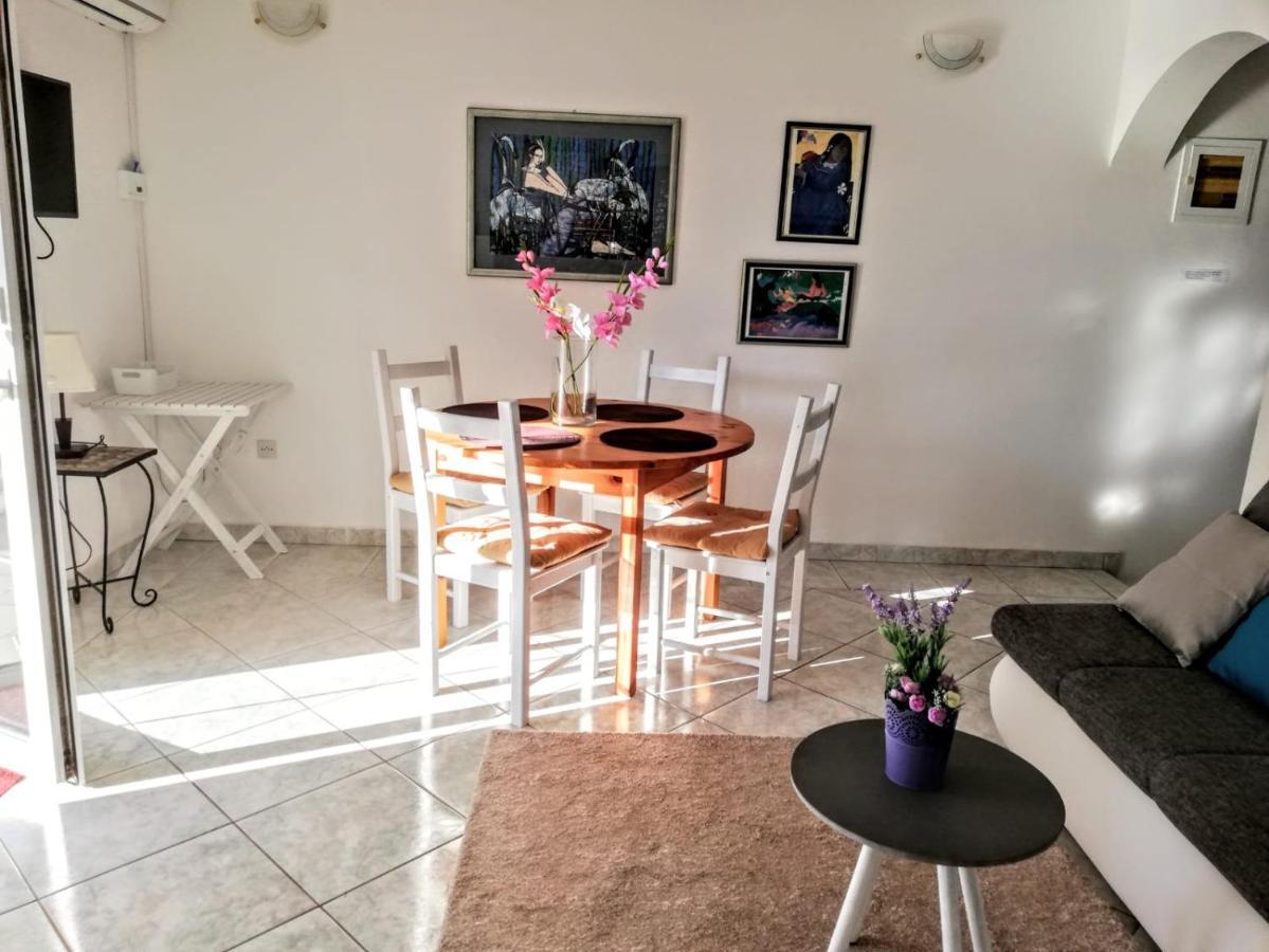 Apartments Rora ロゴズニッツァ エクステリア 写真